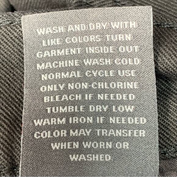 Torrid Premium Skinny Jeans 5 Working Pocket Belt Loops Size 26R Black - Picture 15 of 15